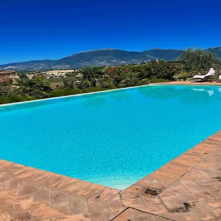 Daire Forget All Your Troubles And Relax In A Sheer Paradise Air Con Wifi Colle Umberto (Umbria)